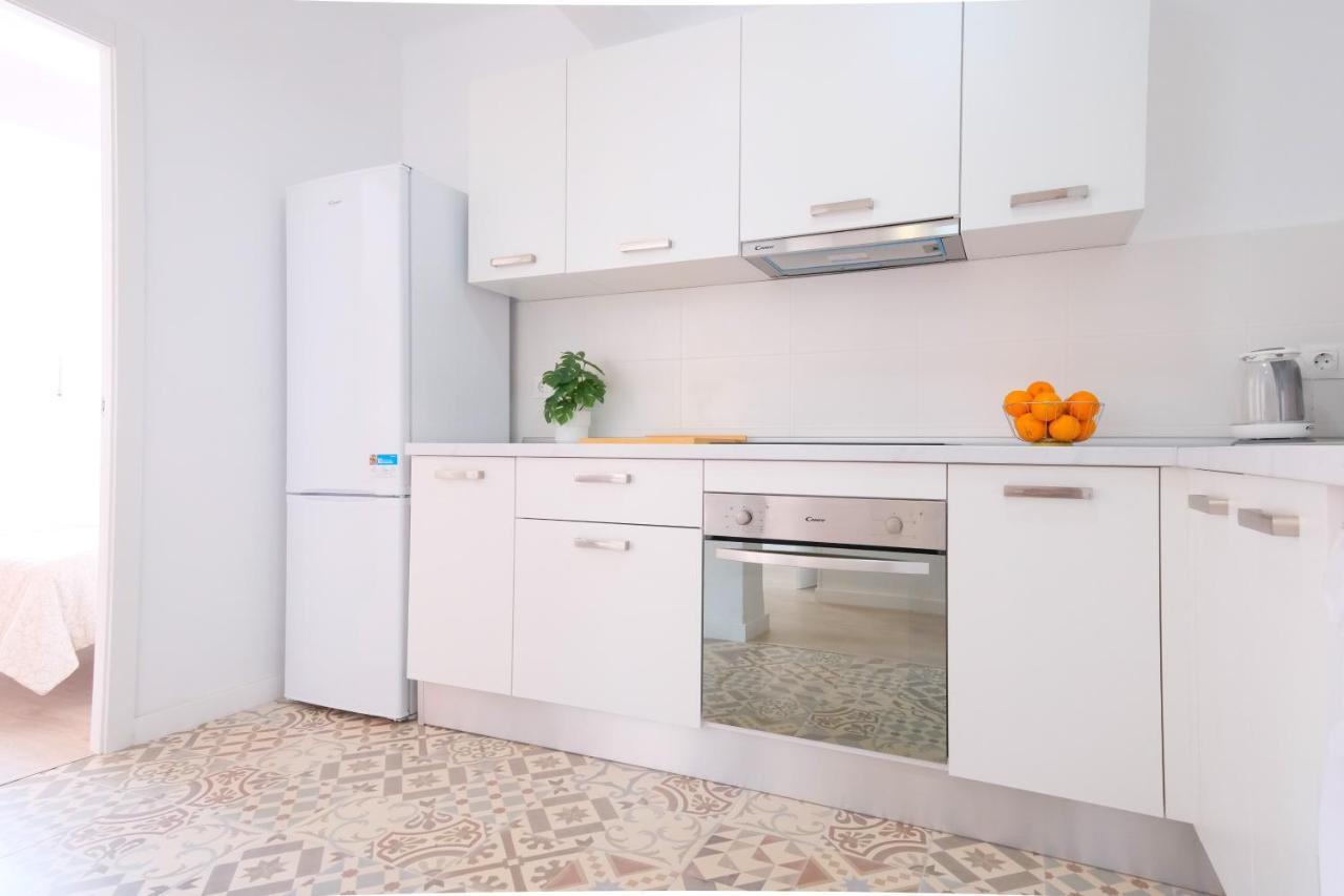 Lovely Apartment Malaga Exterior photo